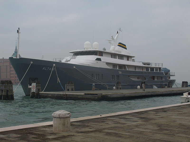 File:Altair in Venice (2).JPG