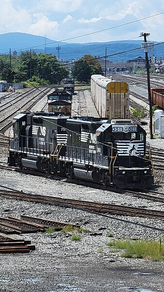 File:Altoona Railroaders Memorial Museum 121.jpg