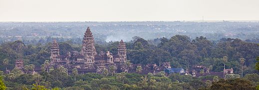 Angkor Wat seen from Phnom Bakheng at sunset
