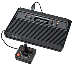 Konsolen des Typs Atari 2600 und dazugehörige Spielmodule gehörten zu den Materialien, die im Zuge der Ablagerung entsorgt wurden.[1]