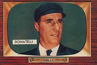 <span class="mw-page-title-main">Augie Donatelli</span> American baseball umpire (1914-1990)