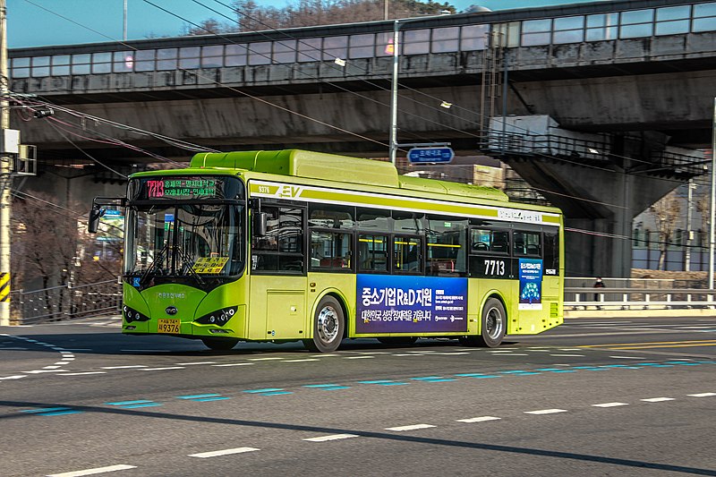 File:BYD K9 korea (서울74사9376).jpg