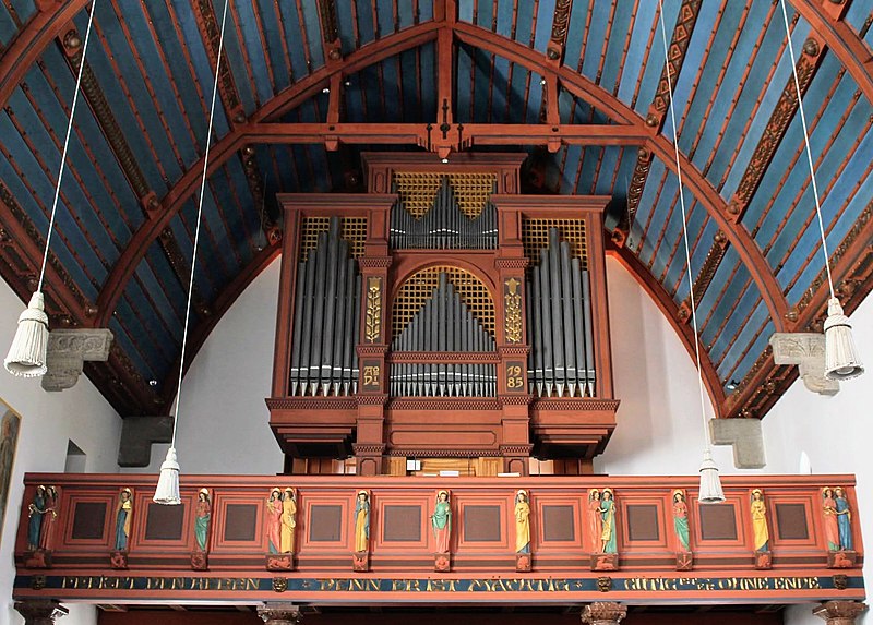 File:Bad Wiessee Maria Himmelfahrt Orgel (retouched).jpg