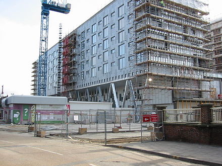 Work underway on the Barking Learning Centre in March 2007. The top three floors contain 166 apartment units.[20] Work was completed in November 2007.[21]