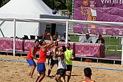 Deutsch: Beachhandball bei den Olympischen Jugendspielen 2018; Tag 3, 9. Oktober 2018; Jungs, Vorrunde, Gruppe A - Chinese Taipei (Taiwan)-Spanien 0:2 English: Beach handball at the 2018 Summer Youth Olympics at 9 October 2018 – Girls Preliminary Round Group A‎ – Chinese Taipei-Spain 0:2