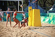 Deutsch: Beachvolleyball bei den Olympischen Jugendspielen 2018; Tag 8, 14. Oktober 2018; Mädchen, Achtelfinale – Bolivien-Puerto Rico 0:2 (18–21/18–21 ) English: Beach volleyball at the 2018 Summer Youth Olympics at 14 October 2018 – Girls Round of 16 – Bolivia-Puerto Rico 0:2 (18–21/18–21 )