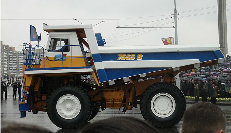 File:Belaz 7555.jpg