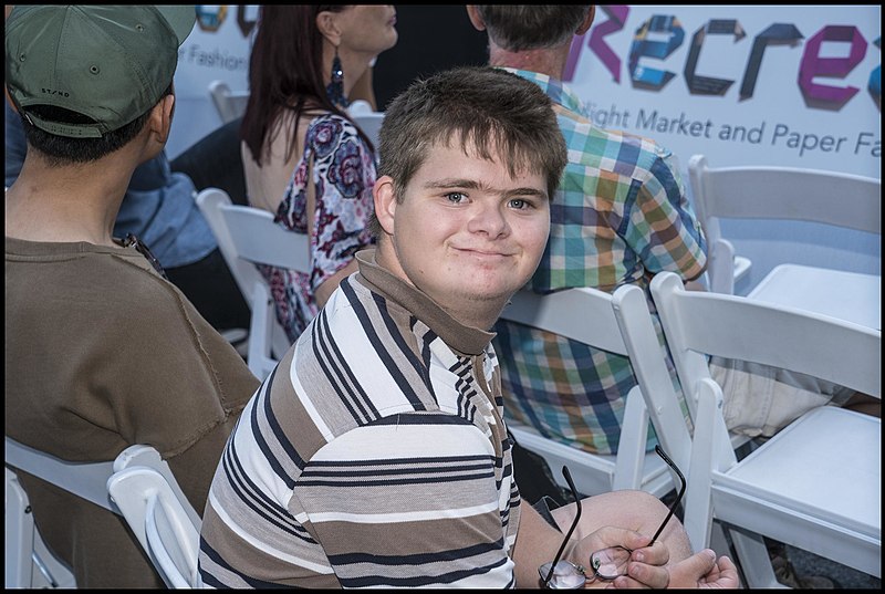 File:Benjamin in Brisbane King George Square watching The Fergies-1 (30144873573).jpg