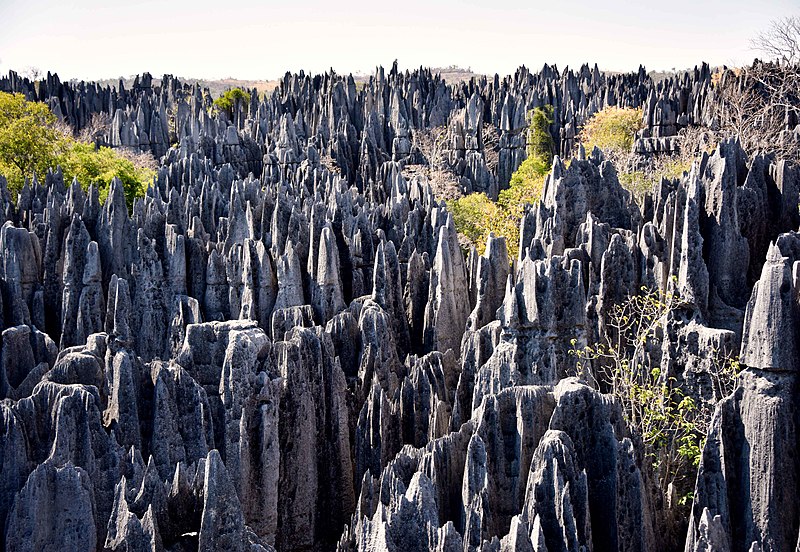 File:Big Tsingy, Madagascar (24082669822).jpg