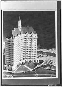 Aerial view of the Villa Riviera, showing the beach before land reclamation, undated Birdseye view of the Villa Riviera hotel.jpg