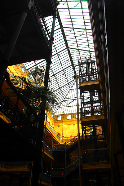 File:Bradbury Building, 304 S. Broadway Downtown Los Angeles 17.jpg