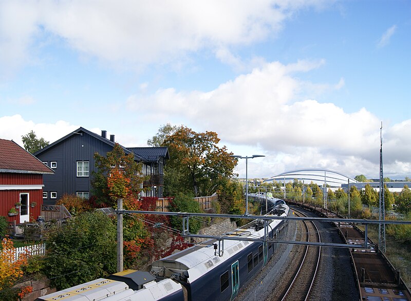 File:Briskebyen med Rørosbanen.jpg