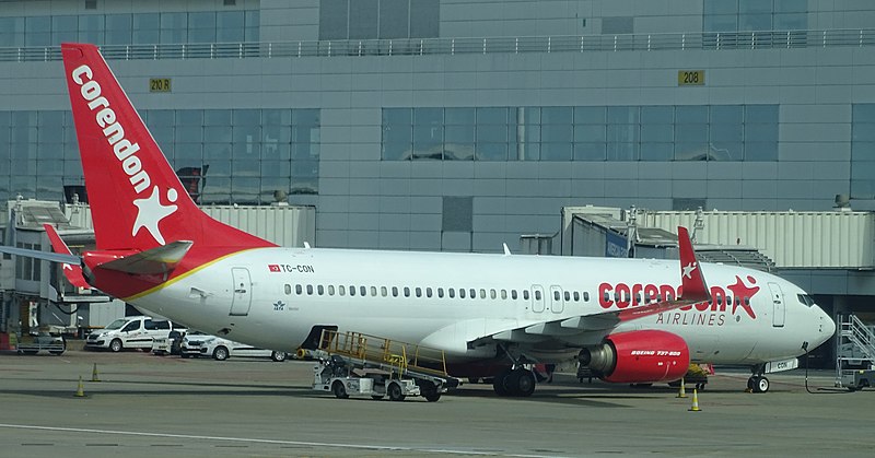 File:Brussels Corendon Airlines Boeing 737 TC-CON.jpg