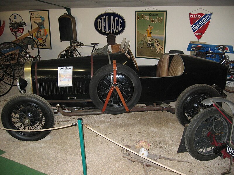 File:Bugatti Type 30 01.jpg