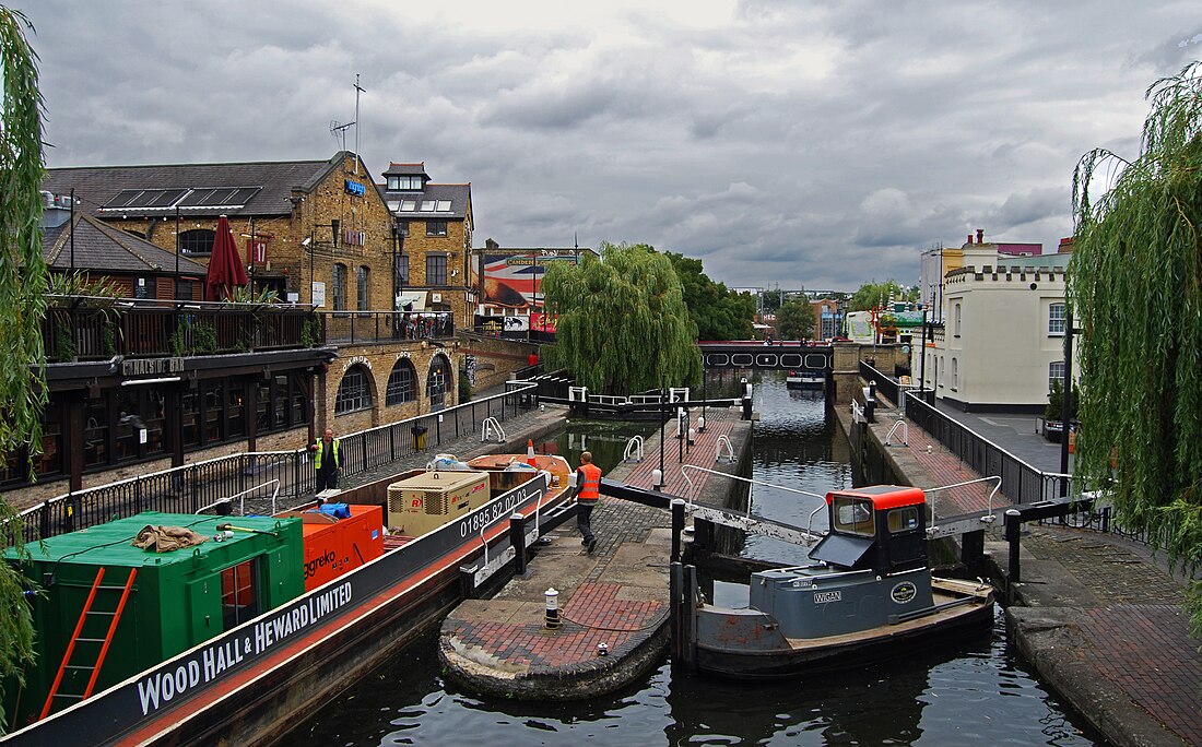 File:Camden Lock3.JPG