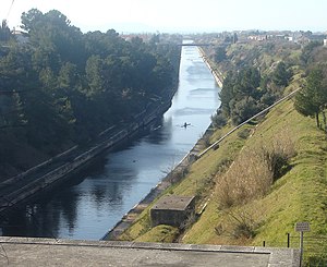 Canal de Marseille au Rhône