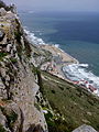 Cara este del Peñón de Gibraltar, Gibraltar, marzo de 2014.jpg