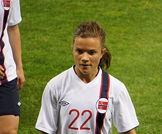 <span class="mw-page-title-main">Cathrine Dekkerhus</span> Norwegian footballer (born 1992)