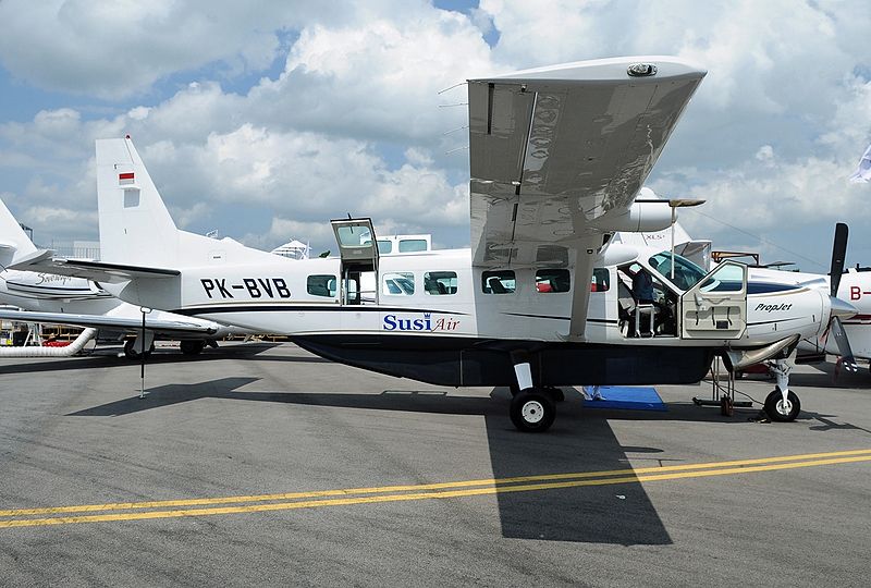 File:Cessna 208B Grand Caravan, Susi Air JP7322487.jpg