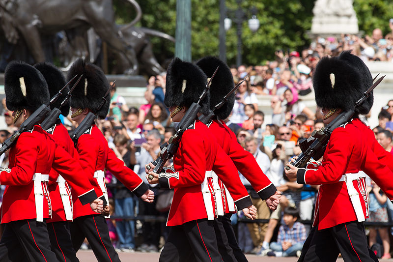 File:Changing the guard (14898949756).jpg