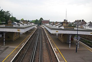 <span class="mw-page-title-main">Faversham railway station</span> Railway station in Kent, England