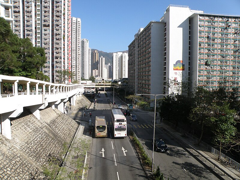 File:Chuk Yuen Road east section.JPG