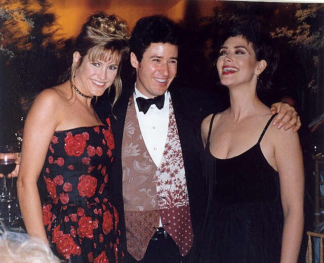 Cynthia Geary, Rob Morrow, and Janine Turner at the 1993 Emmy Awards