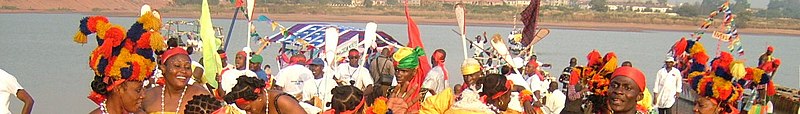 File:Dance Troupe from Cross River State..jpg