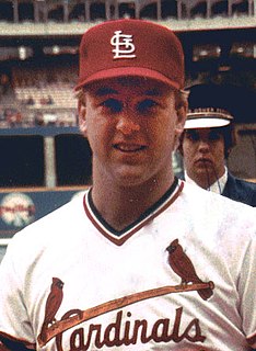<span class="mw-page-title-main">Dave LaPoint</span> American baseball player