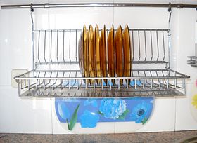 https://upload.wikimedia.org/wikipedia/commons/thumb/d/de/Dish_rack.JPG/280px-Dish_rack.JPG