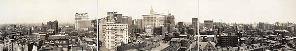 Center City Philadelphia panorama, from 1913. Downtown Philadelphia Pano 1913.jpg