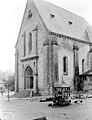 Eglise Saint-Pierre - Angle sud-ouest - Vigeois - Médiathèque de l'architecture et du patrimoine - APMH00037121.jpg