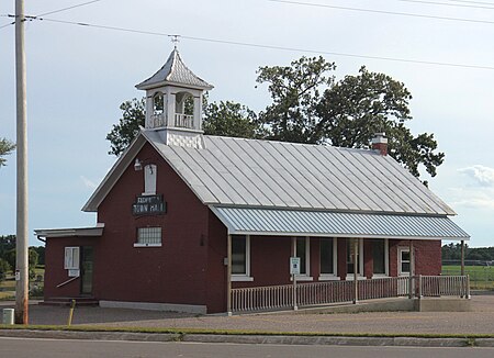 Farmington Waupaca County Wisconsin Town Hall.jpg