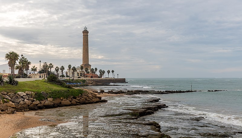 File:Faro, Chipiona, España, 2015-12-08, DD 11-13 HDR.JPG