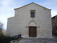 Fossa (AQ) - Chiesa di Santa Maria und Cryptas 01.jpg