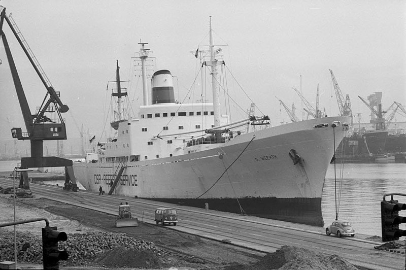 File:Frachter G. WEERTH (Kiel 65.552).jpg