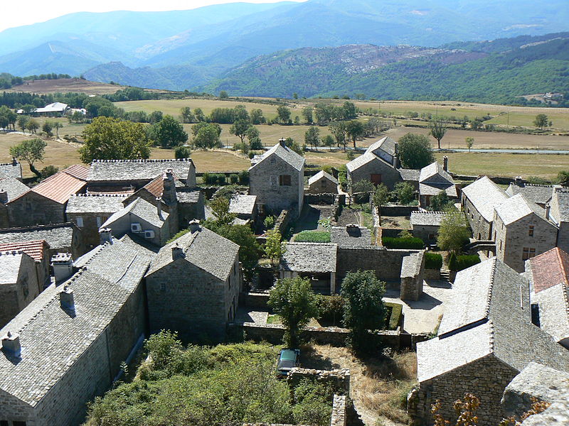 File:France Lozère La Garde-Guérin 01.jpg