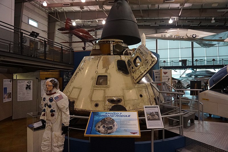 File:Frontiers of Flight Museum December 2015 085 (Apollo 7 Command Module).jpg