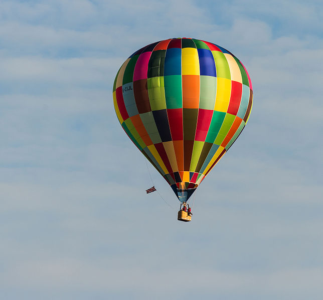 File:G-CIJL ballon op de Jaarlijkse Friese ballonfeesten in Joure.jpg