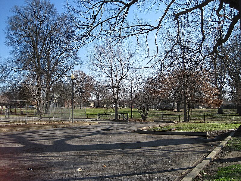 File:Gaston Park Memphis TN 003.jpg