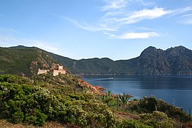 Die genuesische Festung und der Golf von Girolata