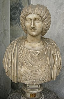 Giulia domna, moglie de settimio severo, con busto não pertinente, inv. 2210.JPG