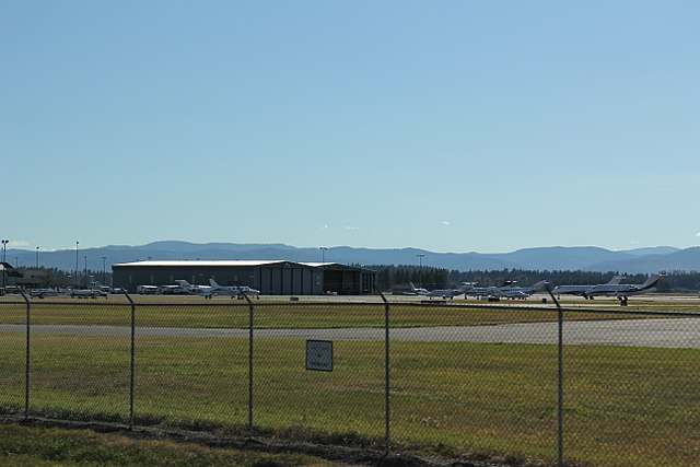 Airplanes and hangars from U.S. Route 2