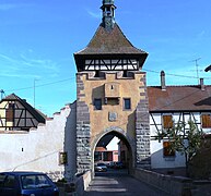 La porte haute (Obertor) réhabilitée en août 2009.