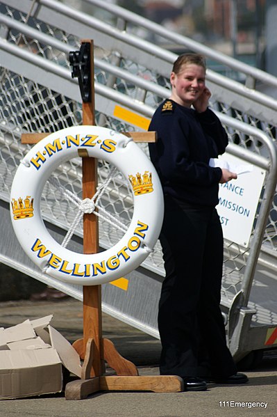 File:HMNZS Wellington - Flickr - 111 Emergency (26).jpg
