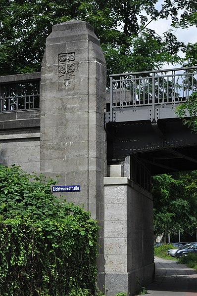 File:Heilwigstraße (Hamburg-Eppendorf).U-Bahnbrücke.Detail.20494.ajb.jpg