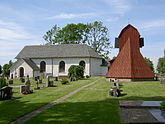 Fil:Holms kyrka Dalsland ext4.jpg