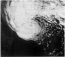 Satellite image of Juan before making landfall Hurricane Juan (1985).JPG