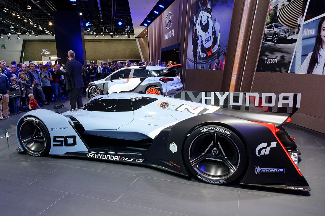 File:IAA 2015 - N2025 Vision Gran Turismo Concept.jpg