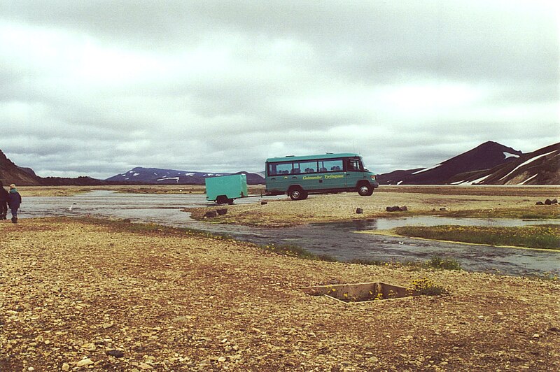 File:Iceland-Landmannalaugar8-July 2000.jpg